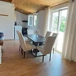 Apartments&rooms Mila Banjol