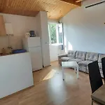 Apartments&rooms Mila Banjol