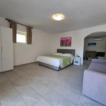 Appartement Apartments&rooms Mila *