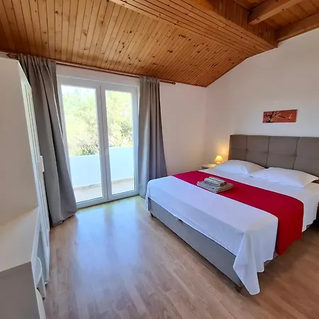 Apartments&rooms Mila