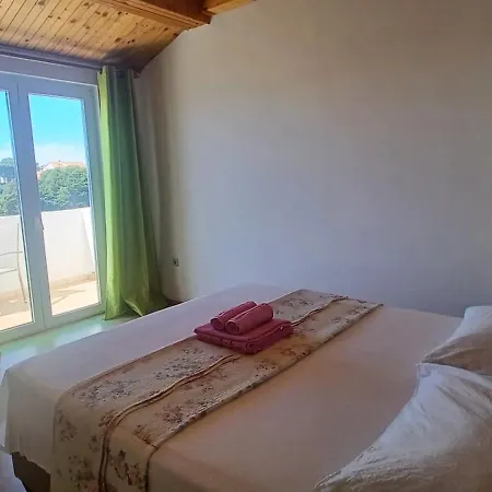 & Mila Apartman