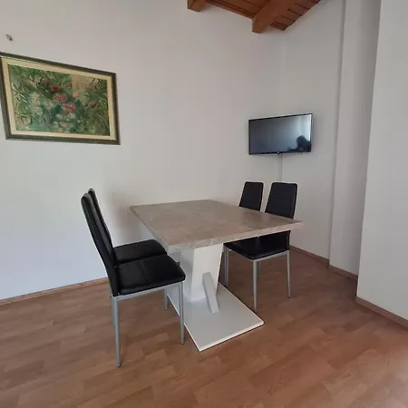 & Mila Apartman