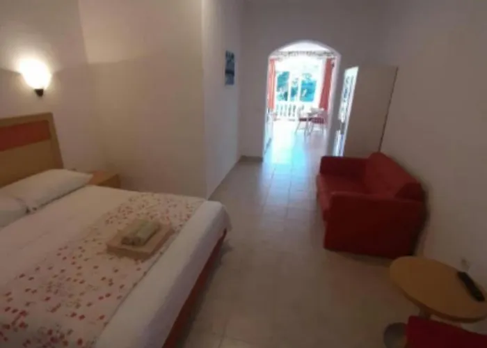 & Mila Apartman Banjol