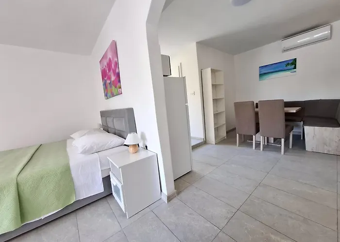 & Mila Apartman