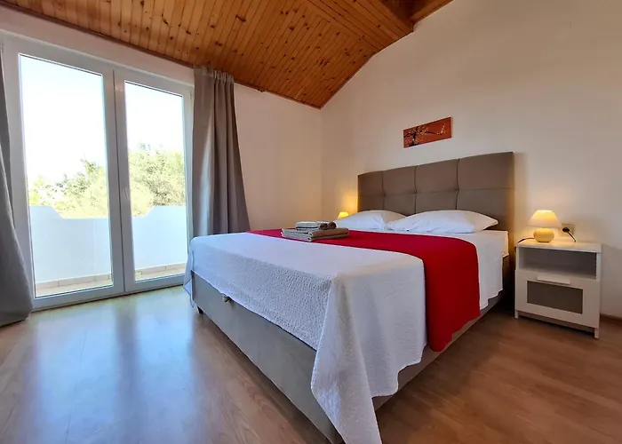 Appartement Apartments&rooms Mila *